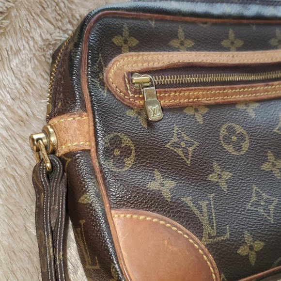 *Sold*Louis Vuitton Marly Dragonne GM - Picture 10 of 12